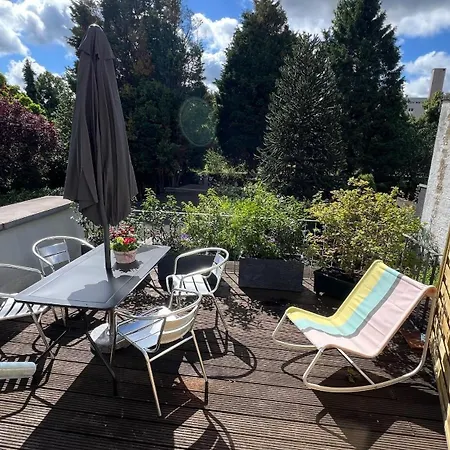 Apartmán Bostel 2- Modernes In Meiderich, 4,7 Km Hbf, U-bahn 250m, Flughafen Duesseldorf 28 Km, Landschaftspark 2,9 Km, 5 Gehminuten Von Herzklinik Entfernt