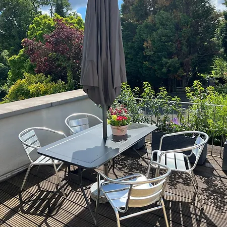 Apartmán Bostel 2- Modernes In Meiderich, 4,7 Km Hbf, U-bahn 250m, Flughafen Duesseldorf 28 Km, Landschaftspark 2,9 Km, 5 Gehminuten Von Herzklinik Entfernt *